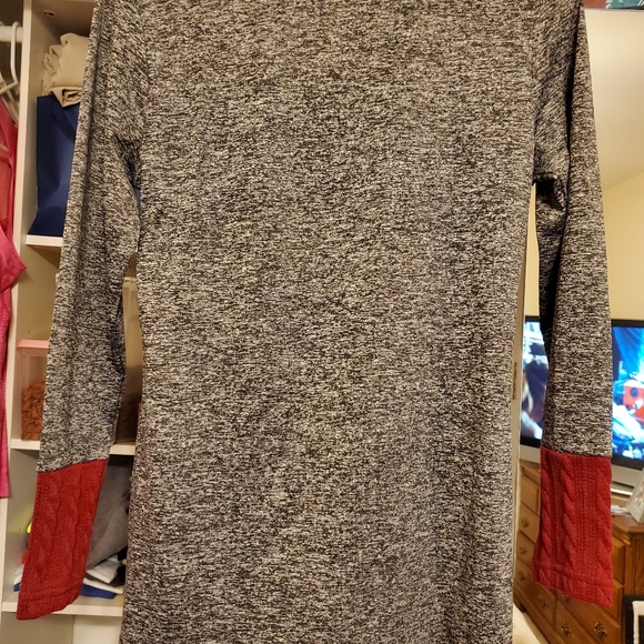 Sm Long sleeve top - Picture 2 of 2